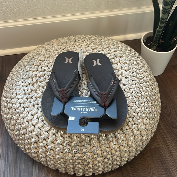 Hurley Lunar Sandal Brown Size 7 NWT - Picture 1 of 4